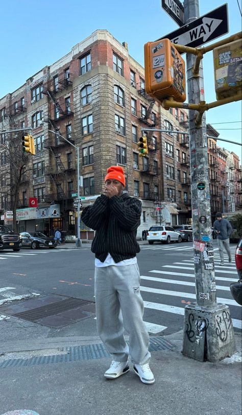 Orange Lobster Dunks Outfit Men, Fit Pics Fashion Men, Fit Pic Poses Men, Cozy Fits Men, Vintage Mens Fashion Aesthetic, Rapper Fits, Nyc Fits, Men Street Fashion, Streetwear Inspiration