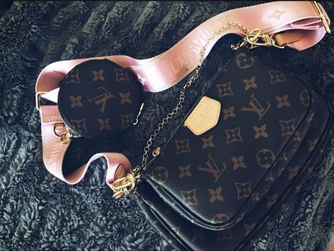 Louis Vuitton Strap And Go, Lv Pink Strap Bag, Lv Pink Bag, Lv Crossbody Bag Pink Strap, Lv Daily Pouch Pink, Louis Vuitton Thick Strap Bag, Louis Vuitton Purse, Lv Purse, Bag Straps