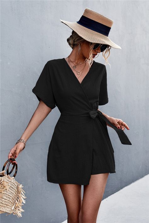 Classy Romper, Fall Winter Jacket, Tie Ribbon, Vacay Outfits, Wrap Romper, Striped Short Sleeve Shirt, Top Ideas, European Women, Short Sleeve Romper