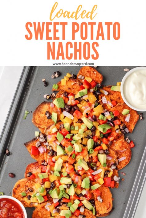 Vegetarian Sheet Pan Recipes, Sheet Pan Dinners Vegetarian, Vegetarian Sheet Pan Dinners, Potato Nachos, Healthy Sweet Potato, Sweet Potato Nachos, Nacho Chips, Healthy Appetizer, Loaded Nachos