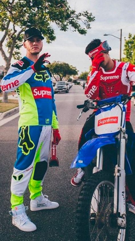 Motocross Outfits, Supreme Clothing, Hypebeast Fashion, Louis Vuitton Supreme, Bike Riders, Motorcross Bike, Useful Gifts, Moto Cross