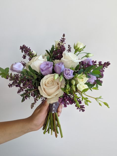 Purple Bride Bouquet, Prom Flowers Bouquet, Brides Flowers Bouquet, Small Bridal Bouquets, Lilac Wedding Bouquet, Purple Flower Bouquet, Bridal Party Bouquets, Purple Bouquets, Purple Bridal Bouquet