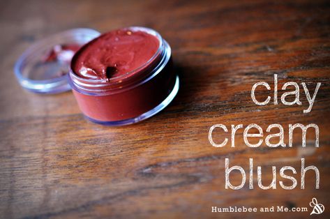 Clay Cream Blush How To Apply Blusher, Homemade Blush, Makeup Recipes, Diy Cream, Homemade Clay, Face Scrub Homemade, Homemade Face Masks, Natural Diy, Diy Body