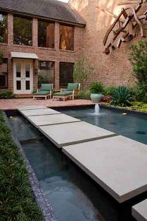 Pond Entrance, Bridge Over Pool, Riad House, Houston Landscaping, Modern Courtyard, Contemporary Garden Design, Concrete Walkway, Courtyard Design, Water Fountains Outdoor