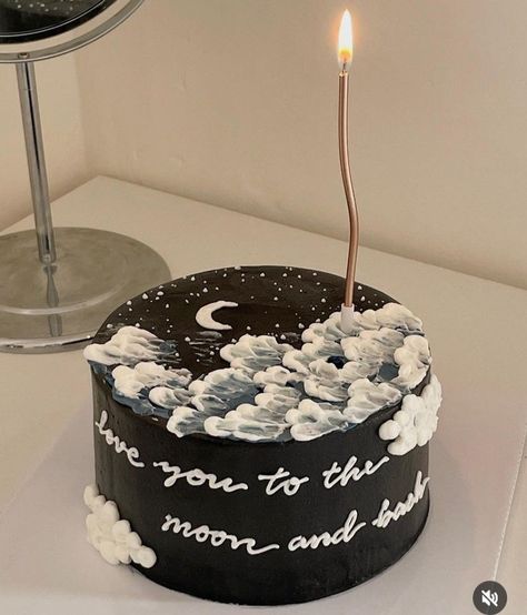 Moon Cake Aesthetic, Moon Birthday Cake, Too Much Chocolate Cake, 2 Layer Cakes, 15th Birthday Cakes, 17 Birthday Cake, 17 Birthday, First Birthday Cupcakes, Bento Cakes