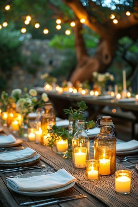 Outdoor Dinner Party Table, Picnic Table Wedding, Bonfire With Friends, Farm Wedding Reception, Backyard Dinner Party, House Party Decorations, Outdoor Lighting Ideas, Outdoor Evening, Cosy Cottage