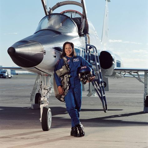 Electrical Engineer and NASA Astronaut Joan Higginbotham | NASA Astronautical Engineering Aesthetic, Working At Nasa Aesthetic, Aerospace Engineering Aesthetic Women, Astrophysicist Aesthetic, Space Widgets, Engineering Aesthetic, Female Astronaut, Nasa Engineer, Female Engineer