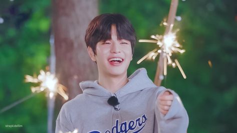 Jungle Room Decor Kids, Camp Songs, Kim Seungmin, Stray Kids Seungmin, Really Love You, Health Blog, Aesthetic Images, Twitter Header, Green Aesthetic