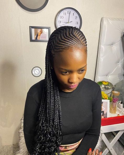 2022 Hairstyle Carrot Braids, Ponytail Hairstyles Black Women, Braided Ponytail Hairstyles Black Women, Braided Updo Natural Hair, Protective Styles For Natural Hair Short, Weaving Hairstyles, Carrot Hairstyles, Corn Rows, Cornrows Natural Hair