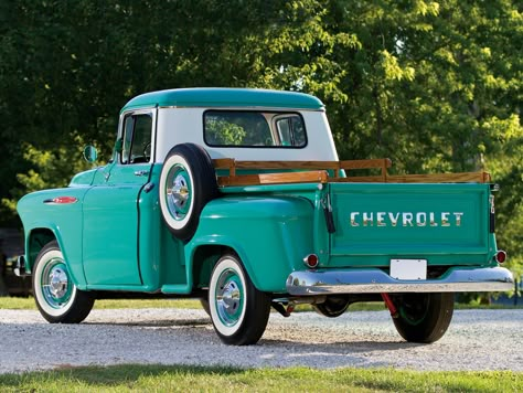 Chevrolet 1957, Vintage Chevy Trucks, Best Pickup Truck, Chevy Apache, Green Truck, Chevy Stepside, 1956 Chevy, 56 Chevy, Ranger Truck