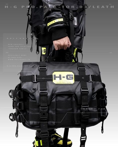 Techwear Bag Black Futuristic Messenger Crossbody H-G PRO.PACK.TOR 03/LEATHER | eBay Techwear Belt Bag, Future Fashion Futuristic, Techwear Outfits Women, Techwear Backpack, Techwear Bag, Techwear Men, Tactical Armor, Combat Gear, Future Clothes