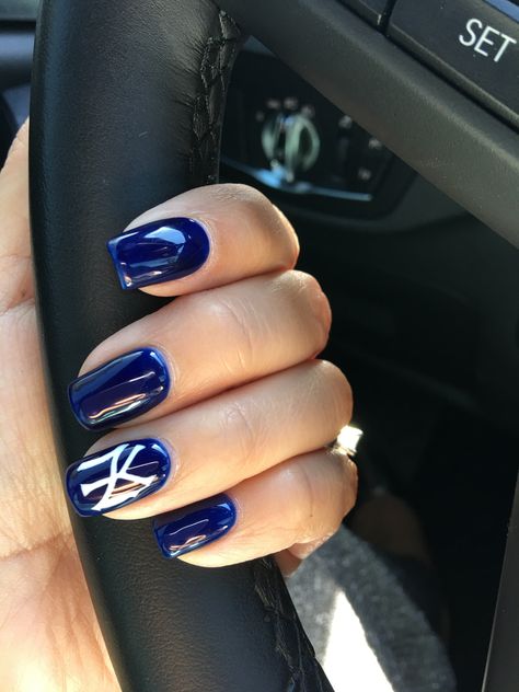 Ny Yankees Nails Designs, New York Yankees Nails Designs, Yankee Nails Designs, New York Nail Designs, New York Yankees Nails, Yankees Nails Designs, New York Nail Ideas, Nails For Nyc, New York Nails Designs Nyc