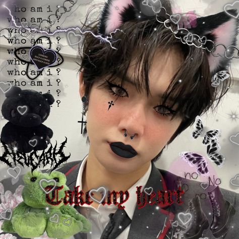 YEONJUN but really emo Txt Halloween Matching Icons, Txt Emo Icons, Yeonjun Meme Funny, Yeonjun Cursed, Beomgyu Emo Icon, Emo Txt, Emo Beomgyu, Yeonjun Funny, Pretty Fairies