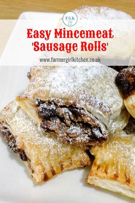 Ready Rolled Puff Pastry Recipes, Christmas Mincemeat, Mincemeat Recipes, Mincemeat Recipe, Small Pies, Broccoli Bites, Sausage Rolls Recipe, Puff Pastry Filling, Minced Meat Recipe