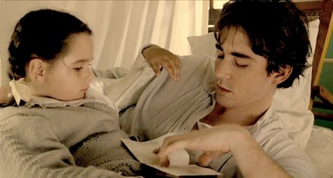 The Fall movie - Lee Pace and Catinca Untaru. "M-O-R-P-H-I-N-3" Lee Pace The Fall, The Fall 2006, The Fall Movie, League Of Extraordinary Gentlemen, Life Of Pi, Beautiful Film, Laughing And Crying, Lee Pace, Film Inspiration