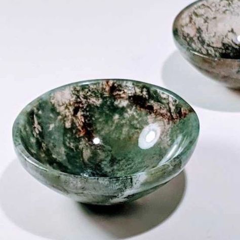 Enhance your spiritual practices with our Moss Agate Gemstone Bowl, energized and charged for Reiki, Pooja, and crystal healing. This natural stone bowl is perfect for unique or custom needs. 🌿✨ DM now for best wholesale prices! 📩 #newproducts Hashtags: #mossagatebowl #gemstonebowl #naturalstone #reikihealing #poojaessentials #crystalhealing #spiritualtools #energizedcrystals #wholesalecrystals #crystalshop #holistichealth #metaphysical #positiveenergy #instacrystals #crystallove #meditat... Wholesale Crystals, Stone Bowl, Spiritual Tools, Spiritual Practices, Reiki Healing, Crystal Shop, Agate Gemstone, Moss Agate, Holistic Health