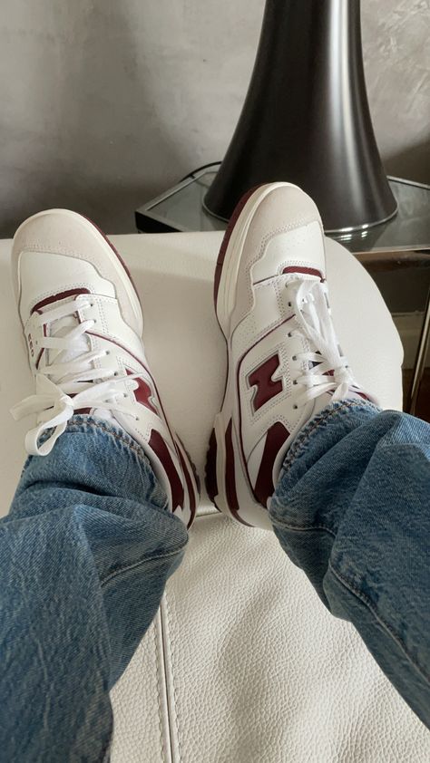 New Balance 550 « Sea Salt Burgundy » New Balance 550 Sea Salt, 550 Sea Salt, Balance 550, Color Cafe, Sea Salt, Converse Sneaker, New Balance, Converse, Outfit Inspirations