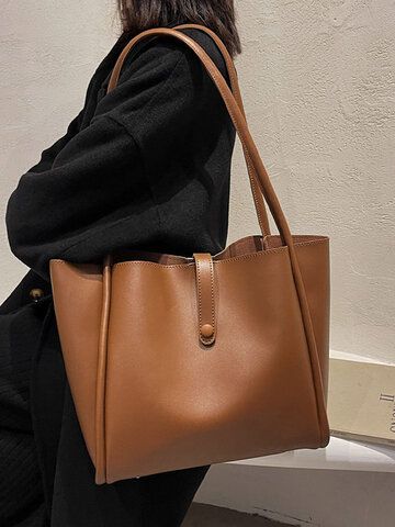 Handbags Uk, Big Handbags, Handbags For School, Popular Bags, Cheap Handbags, Trending Fashion Outfits, Women Bags Fashion, Black Shoulder Bag, Trending Fashion