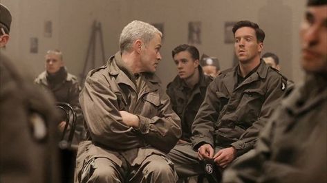 Neal McDonough as Lynn "Buck"Compton (left) Damian Lewis as Richard Winters (right) in Band of Brothers Winters Band Of Brothers, Richard Winters, Neal Mcdonough, I Am Useless, We Happy Few, Damian Lewis, Delta Force, Band Of Brothers, Series Movies