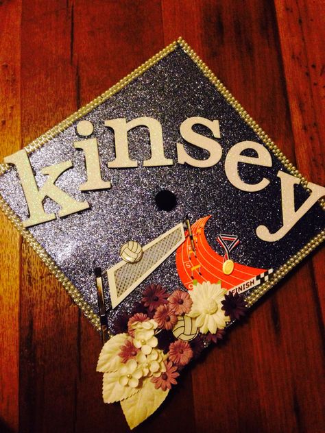 Graduation cap decorations athletic volleyball track&field High School Grad Cap Ideas, Volleyball Decorations, Cap Decoration Graduation, Senior Things, High School Graduation Cap, Volleyball Designs, Grad Pictures, Diy Graduation Cap, Grad Ideas