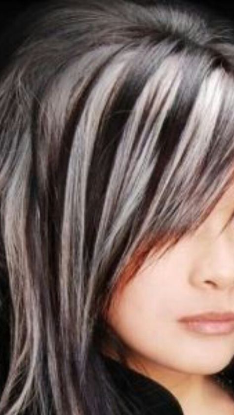 Great way to hide the grey hairs, put silver grey highlights in hair instead Hair Spring, Long Shag, Hair Highlights And Lowlights, Silver Grey Hair, Transition To Gray Hair, Blending Gray Hair, Gray Hair Highlights, Colour Ideas, Shag Haircut