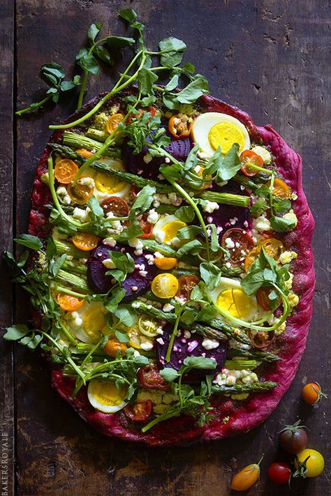 Unique Veggie Recipes, Beet Pizza, Pudding Chia, Plats Healthy, Beet Recipes, Crust Pizza, A Pizza, Deep Dish, Pizza Crust