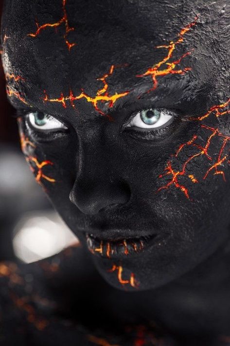 Lava Makeup, Halloweenský Makeup, Halloween Makeup Inspiration, Special Effects Makeup, Fx Makeup, Maquillage Halloween, Fantasy Makeup, Arte Fantasy, Costume Makeup