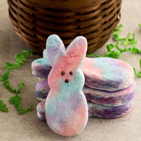 Homemade Easter Marshmallows Kid Friendly Thanksgiving, Homemade Marshmallow Recipe, Diy Easter Crafts, Easter Marshmallow, Recipes With Marshmallows, Easter Egg Dye, Homemade Marshmallows, Coloring Easter Eggs, Easter Activities