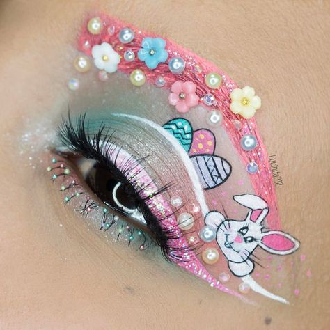 Spring Eye Makeup, Holiday Eyeshadow, Holiday Makeup Looks, Easter Makeup, Bright Makeup, Make Up Inspiration, Unique Makeup, Creative Eye Makeup, Creative Makeup Looks