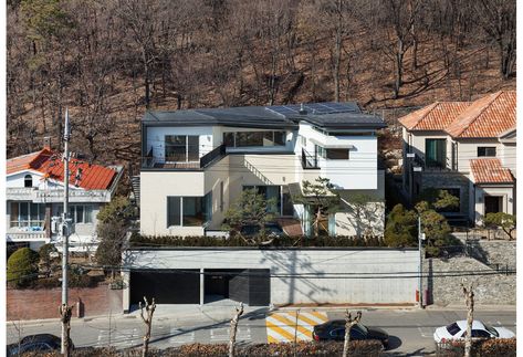 Korea House Design, Korean Inspired House, Korean House Exterior, Korean Modern House, Korean Houses, Custom Sims, Korean House, Modern Exterior House Designs, Modern Mansion