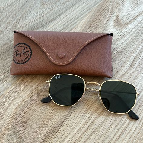 Ray-Ban Rb3548n Hexagonal Black Lenses, Gold Rim Brand New. Never Worn Ray Ban Circle Sunglasses, Sunglasses Aesthetic Ray Bans, Rayban Hexagonal Sunglasses, Sunglasses Frames For Women, Ray Ban Hexagonal, Ray Bands, Ray Ban Sunglasses Women, Ray Ban Round Metal, Mens Glasses Fashion