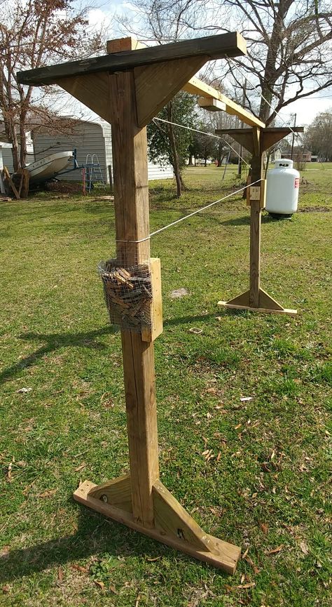 Clothesline Diy, Farm Projects, Wood Clothes, Small Yard, Country Garden, Country Gardening, Clothes Line, Scrap Wood, Diy Wood