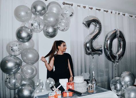 Silver White Birthday Decor, Silver Decorations Party, 18th Party Ideas, Birthday 20, Silver Party Decorations, Birthday Party Essentials, Birthday Photo Booths, Birthday Party Outfits, 22nd Birthday