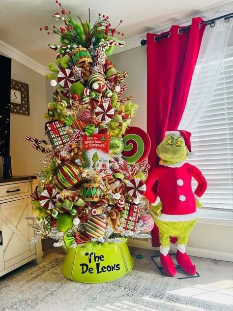 45+ Easy Grinch Christmas Decor and Party Ideas - HubPages Christmas Decor Grinch Theme, Christmas Tree Auction Ideas, Grinch Christmas Decorations Whoville, Grinch Tree Decorations, Grinch Christmas Party Decorations, Grinch Trees Ideas, Christmas Grinch Tree, Grinch Room, Grinch Themed Christmas Party