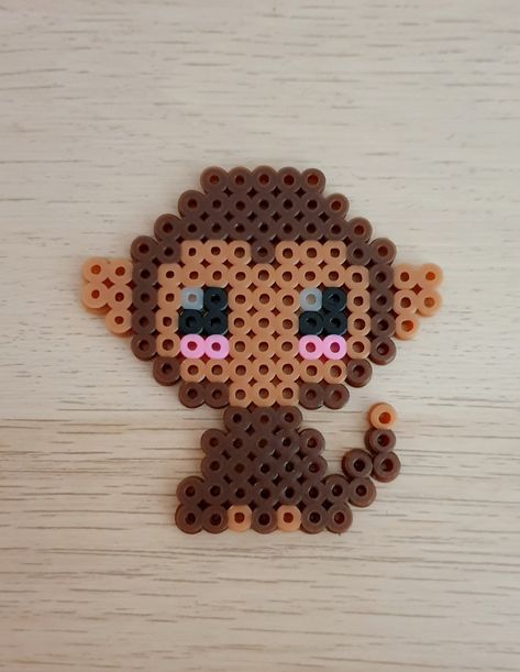 Hama Beads Cute Animals, Monkey Hama Beads, Perler Bead Animals Easy, Perler Beads Monkey, Perler Beads Ideas Easy Cute Animals, Peeler Bead Animals, Small Animal Perler Bead Patterns, Perler Beads Penguin, Easy Perler Bead Patterns Animal