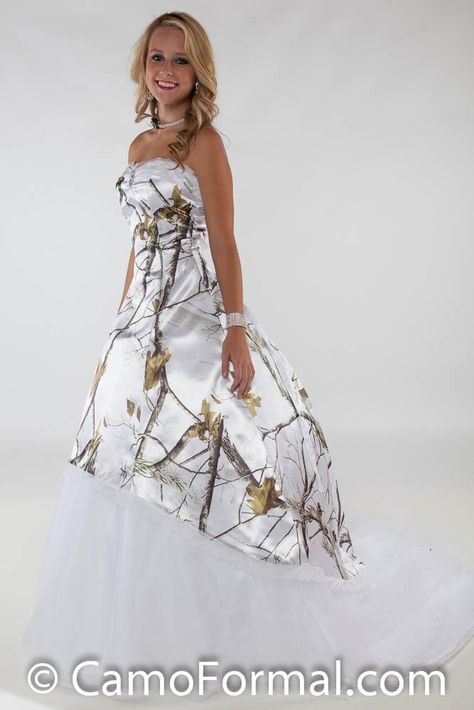 Closeup: 3010 Lace Option in Realtree AP SNOW White Camo Wedding Dress, White Camo Wedding, Camouflage Wedding Dresses, Camo Wedding Dress, Camo Wedding Dresses, Camouflage Wedding, Halter Wedding Dress, Camo Wedding, Alternative Wedding Dresses