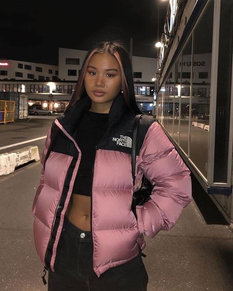 Fashion Inspo | Lifestyle on Instagram: “Favourite Outfit 1 to 4? #thedripbooq _ Follow @thedripbooq for more💧📖” North Face Jacket Outfit, Pink North Face Jacket, Doudoune The North Face, Uk Drip, The North Face Puffer Jacket, Pink North Face, Pink Puffer Jacket, North Face Outfits, Puffer Jacket Outfit