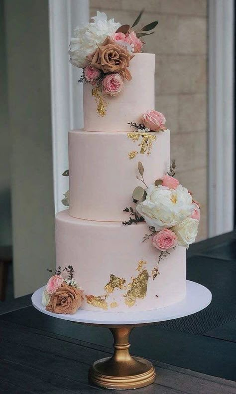 Most Beautiful Wedding Cakes, Tårta Design, Pretty Wedding Cakes, Quinceanera Cakes, Wedding Cake Ideas, Dream Wedding Cake, Floral Wedding Cakes, Buttercream Wedding Cake, Most Beautiful Wedding