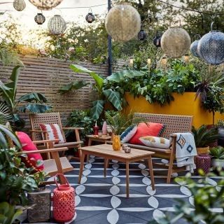 Ideas Para Decorar Jardines, Design Per Patio, Small Front Gardens, Garden Patio Decor, Small Courtyard Gardens, Courtyard Gardens Design, Small Patio Garden, Outdoor Seating Area, Budget Garden