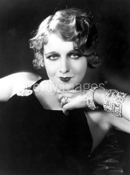 Roaring 20s Movie Stars | Recent Photos The Commons Getty Collection Galleries World Map App ... 1920 Hairstyles, 20s Hair, Style Année 20, Flapper Hair, 1920s Looks, Famous Hairstyles, 1920s Hair, 1920s Flapper, Hair Photo