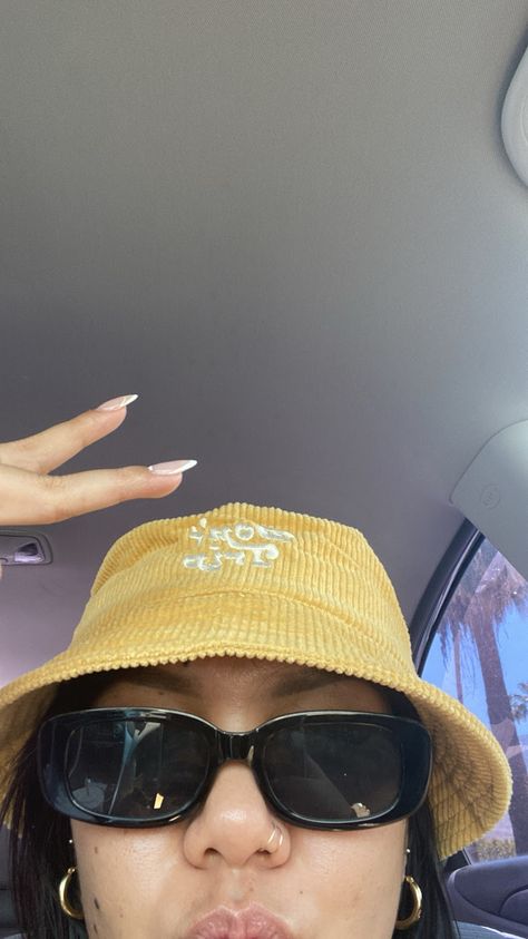 Yellow Bucket Hat Outfit, F2f Outfit, Bucket Hat Outfit Aesthetic, Aesthetic Bucket Hat, Bucket Hat Aesthetic, Yellow Bucket Hat, Bucket Hat Outfit, Hat Aesthetic, Hat Outfit