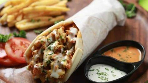 Paneer Shawarma, Shawarma Recipe, Easy Peasy Recipes, Middle Eastern Dishes, Dinner Plans, The Ottoman Empire, Roll Recipe, Dinner Plan, Evening Snacks