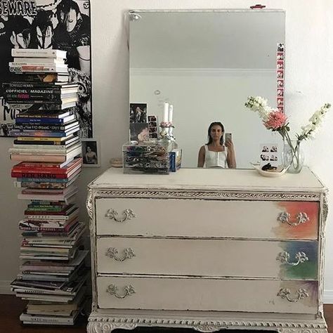 ☆ White Dresser Aesthetic, Dresser Aesthetic, Post Photoshoot, Influencer Aesthetic, Skincare Selfcare, Uni Room, Lily Chee, Beach Model, White Dresser