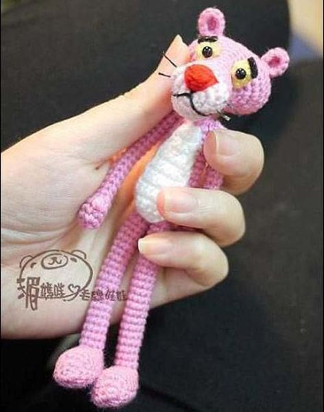 Pink Panther Amigurumi - Free Pattern Crochet Amigurumi Free Patterns, Crochet Amigurumi Free, Haken Baby, Pola Sulam, Your Crochet, Crochet Pumpkin, Pink Panther, Pink Panthers, Amigurumi Free