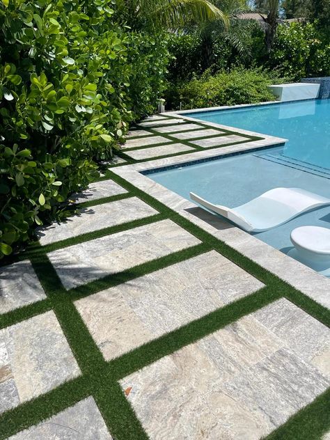 Fake Grass Pool Area, Turf And Concrete Around Pool, Artificial Grass Around Pool, Turf And Pavers Around Pool, Fake Grass Around Pool Area, Artificial Turf Around Pool, Artificial Turf Around Pool Swimming, Pool With Pavers And Turf, Pool With Astroturf