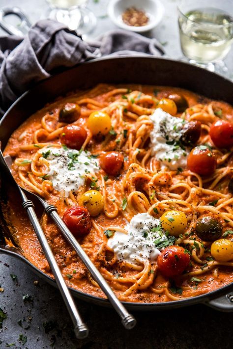 Red Pepper Alfredo, Roasted Red Pepper Alfredo, Tomatoes And Burrata, Burst Tomatoes, Quick Meals To Make, Red Pepper Pasta, Lentil Pasta, Pepper Pasta, Roasted Red Pepper