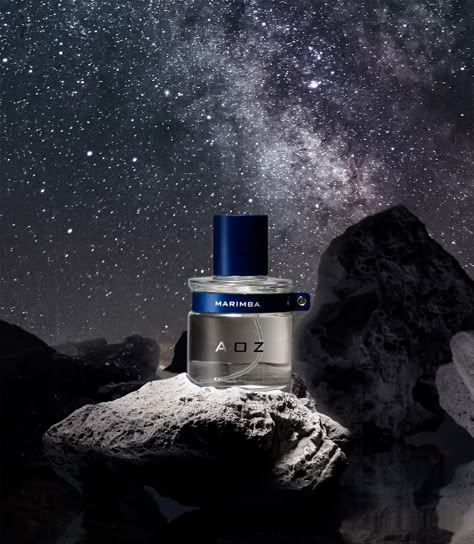 ALIEN ODORZ Meteorite Brand kit on Behance Night Product Photography, Space Product Photography, Moving Hearts, Niche Perfume Collection, Rock Photography, Perfume Photography, Space Photography, Email Design Inspiration, In The Zone