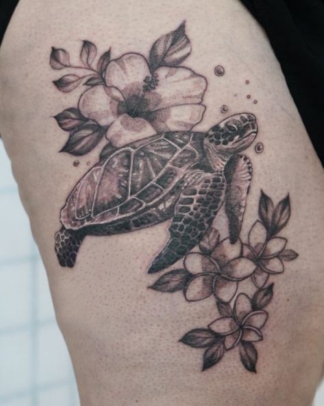 Plumeria And Turtle Tattoo, Turtle Flower Tattoo, Kent Tattoo, Sea Turtle Tattoos, Tropical Flower Tattoos, Tortoise Tattoo, Moms Tattoo, Tree Tattoo Ideas, Beachy Tattoos