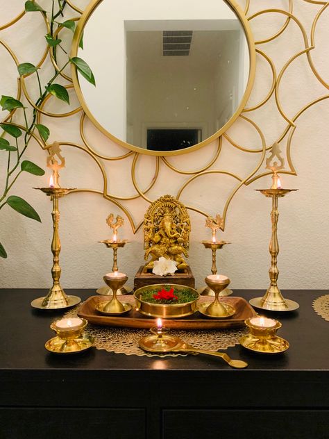 Pooja Place Ideas, Entryway Ganesh Decor, God Idols For Home Entrance, Entry Way Ganesha Decor, Hall Room Design, Brass Puja Items, Bridal Boutique Interior, Home Flower Decor, Brass Ganesha Decor