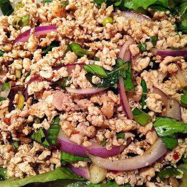 Laab Recipe, Larb Salad, Healthy Holiday Appetizers, Chicken Larb, Larb Recipe, Sauteed Chicken, Thai Chicken, Thai Dishes, Asian Cooking